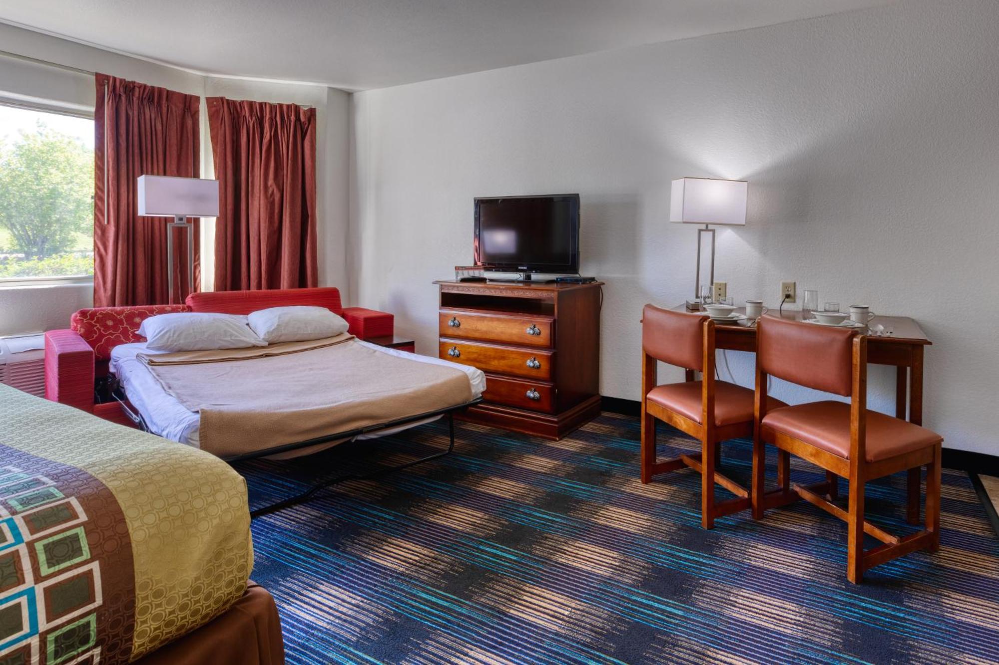 All Towne Suites St. Robert Buitenkant foto