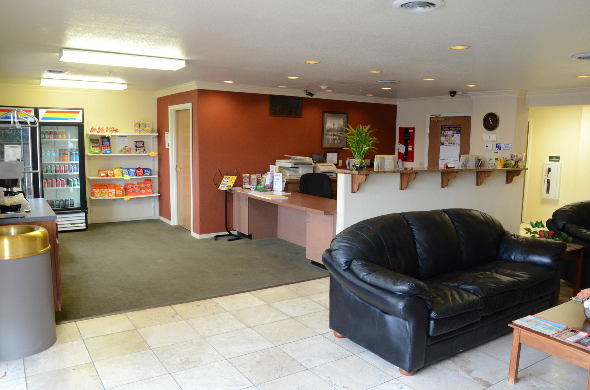 All Towne Suites St. Robert Buitenkant foto
